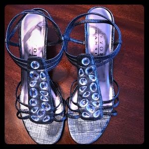 New York Transit wedge sandals metallic